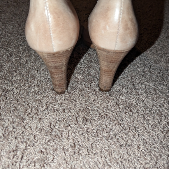 Bow Decor Heels - Picture 2 of 5